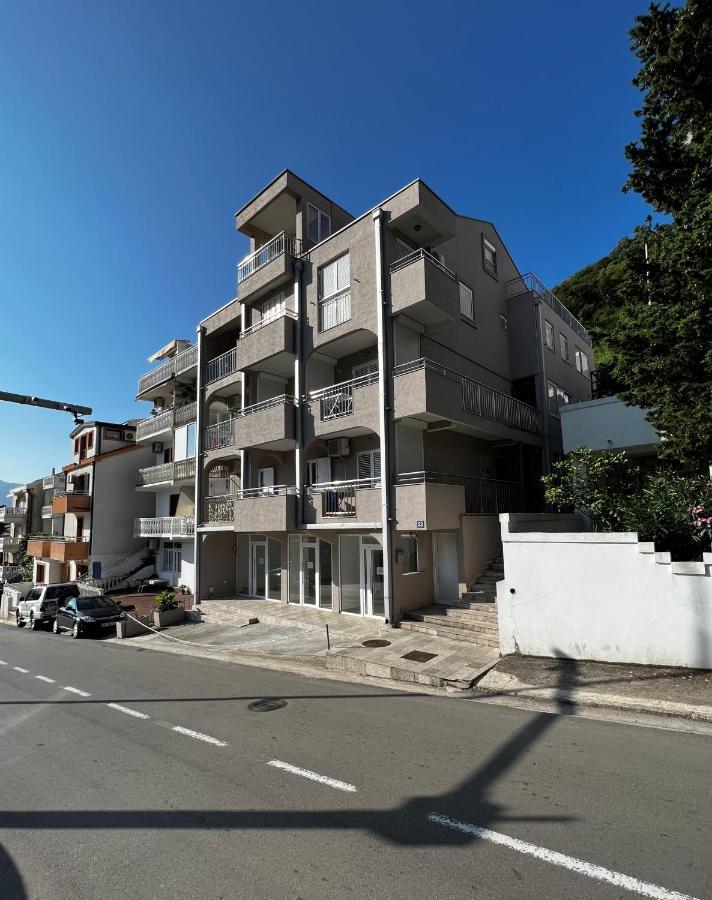 Guest House Mrvaljevic Будва Экстерьер фото
