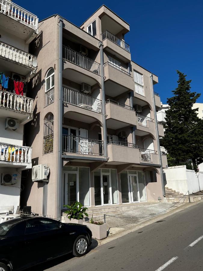 Guest House Mrvaljevic Будва Экстерьер фото