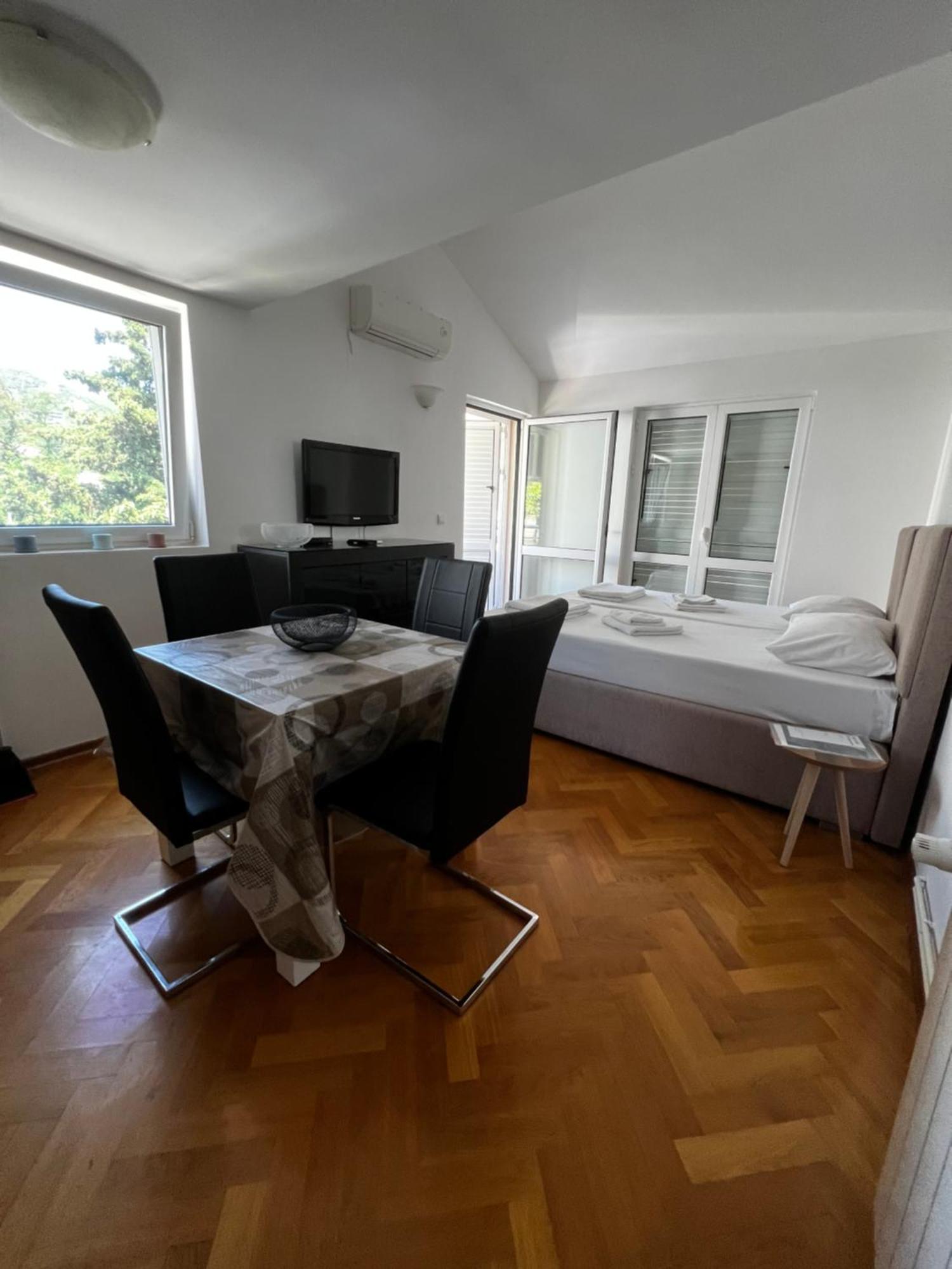 Guest House Mrvaljevic Будва Экстерьер фото