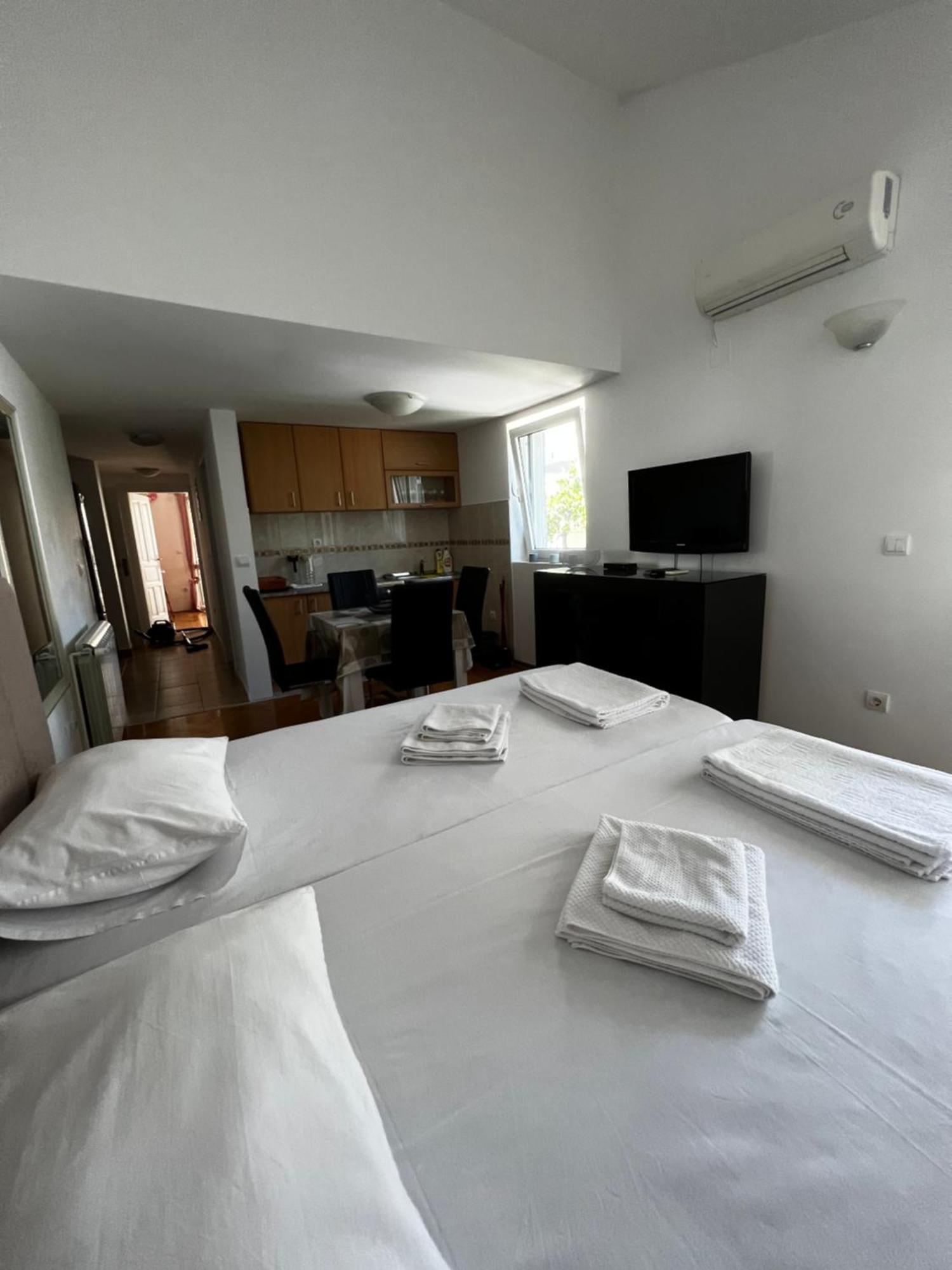 Guest House Mrvaljevic Будва Экстерьер фото