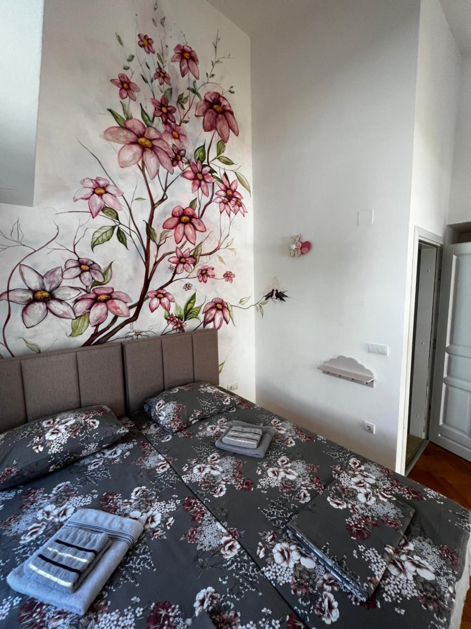 Guest House Mrvaljevic Будва Экстерьер фото